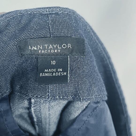 Ann Taylor Womens 10 Blue Chambray Flat Front Chino Shorts Cotton Stretch - Picture 5 of 7